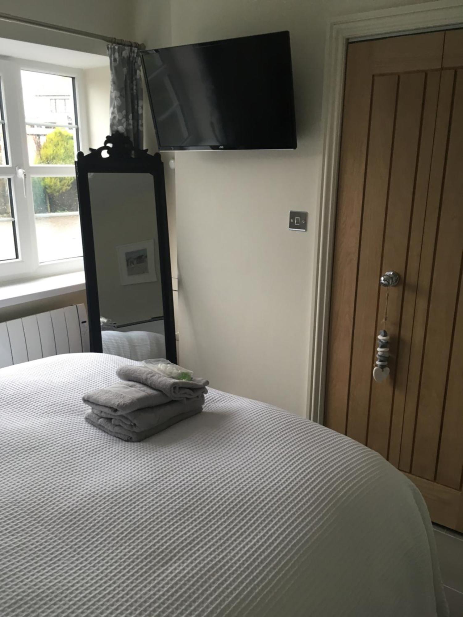 Downsfield Bed And Breakfast St Ives  Bagian luar foto